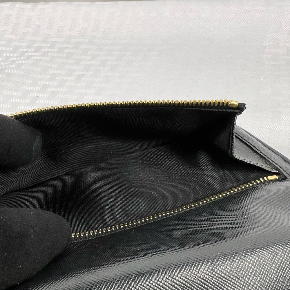 1057: Prada Black Saffiano Leather Bow Wallet – Made in Italy - Picture 12 of 16